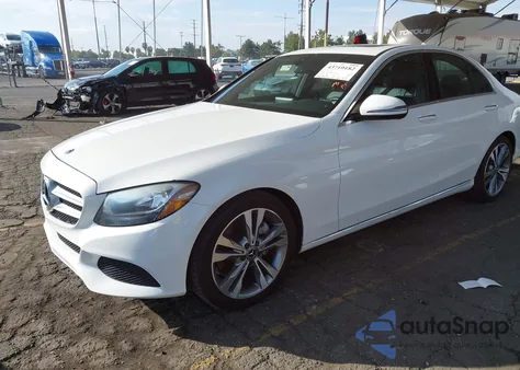 2018 Mercedes-Benz C 300 from USA, damaged, VIN 55SWF4JBXJU280978